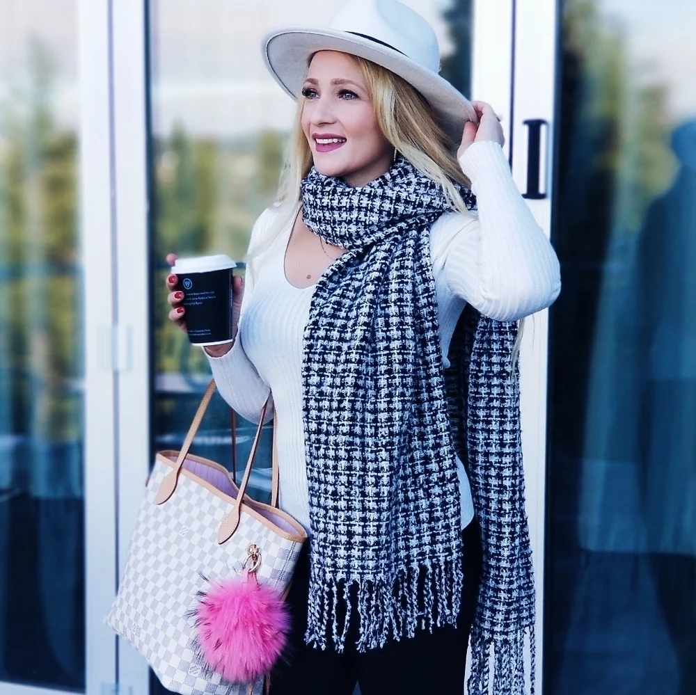 womens Oversized Winter knit with fringe Scarf - Black / White